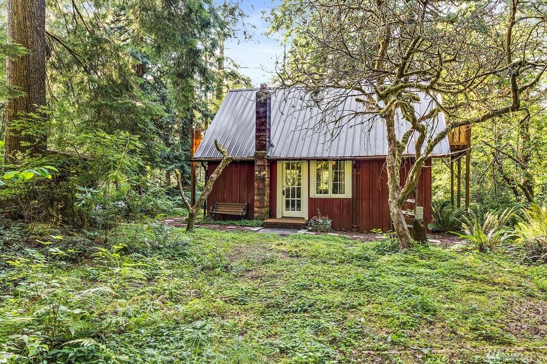 7327 Moon Valley Rd - Photo 1