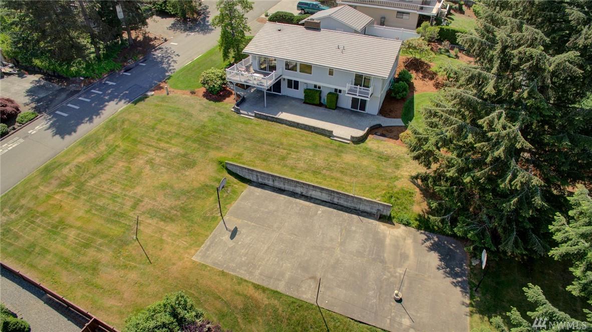 9710 Ne 139th St. - Photo 1