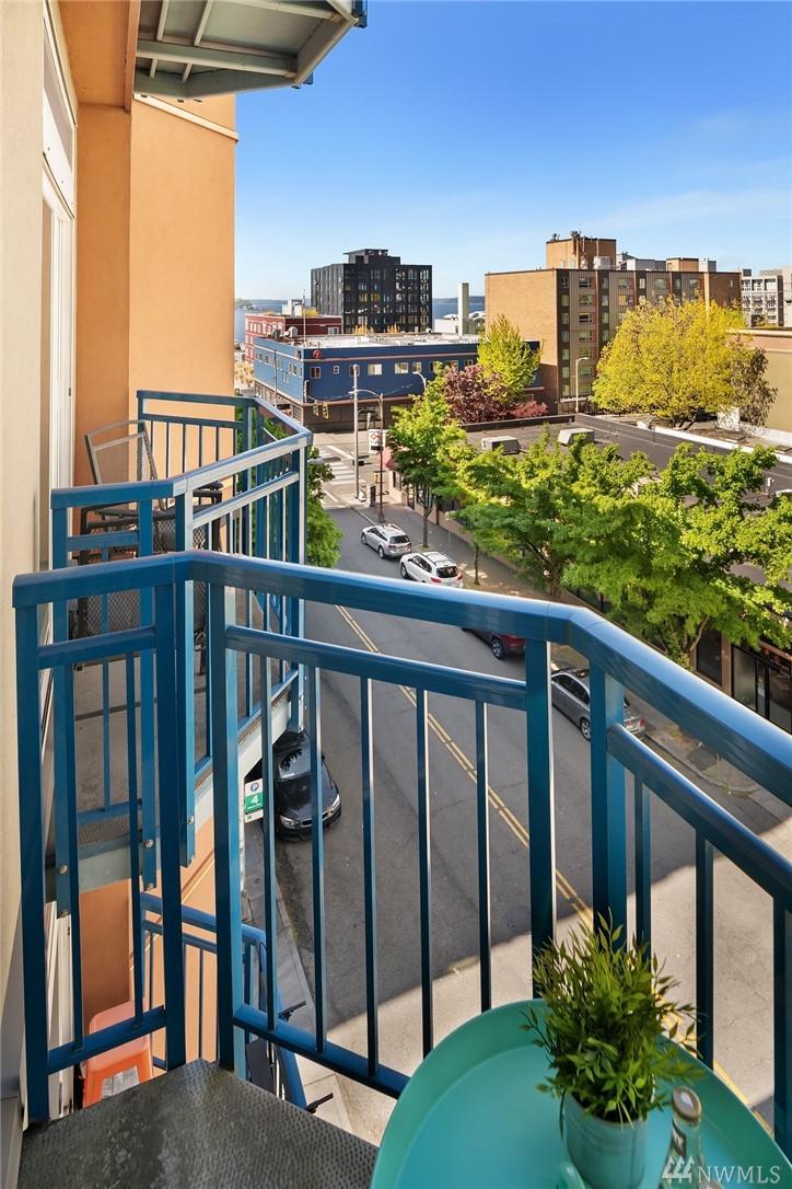2415 2nd Ave - Photo 1