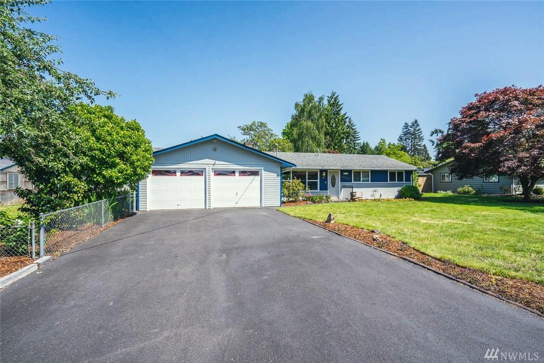 1106 Fieldcrest Ave - Photo 1