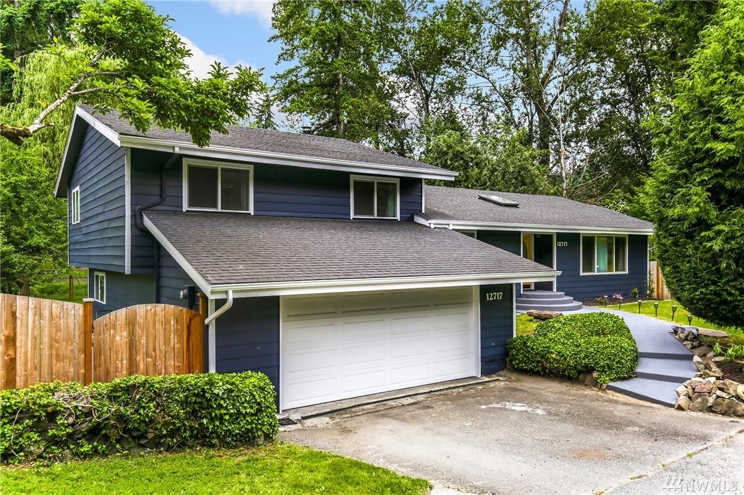 12717 100th Ave - Photo 1