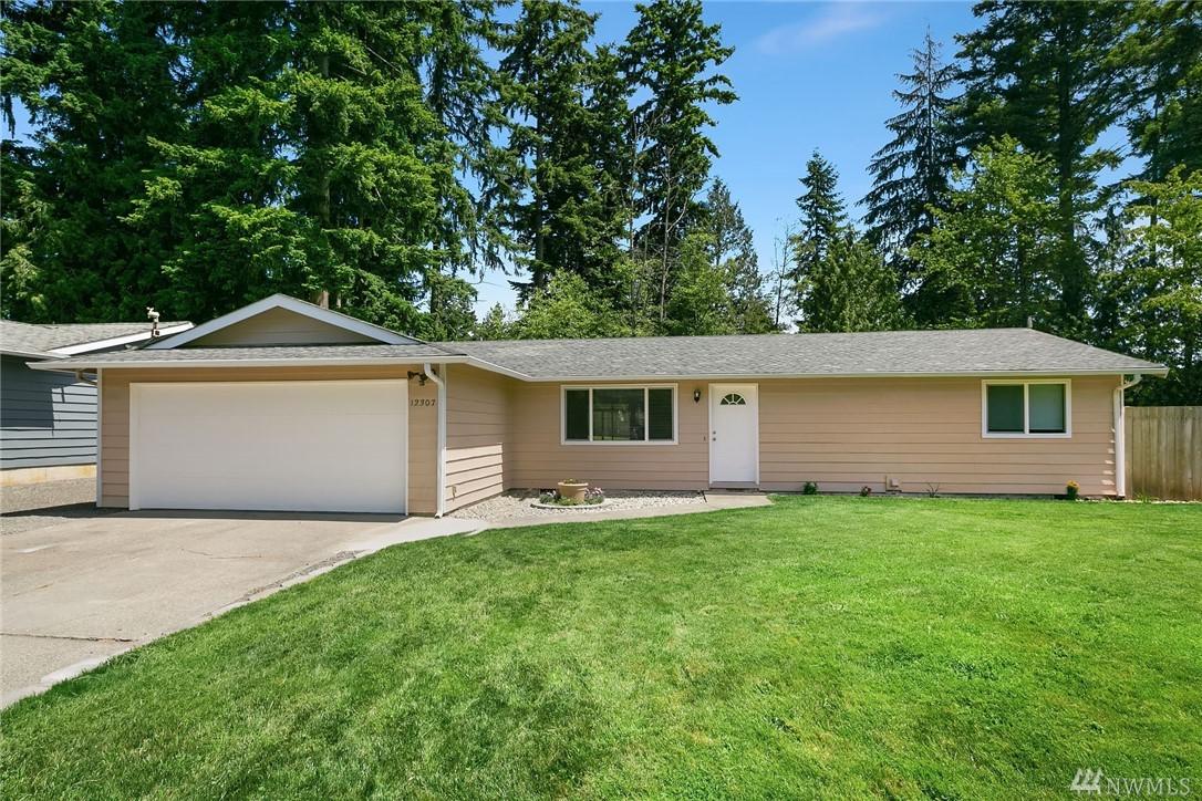 12307 32nd Ave - Photo 1