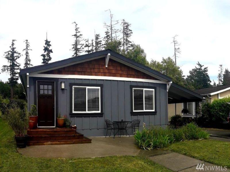 1785 Douglas Rd - Photo 1