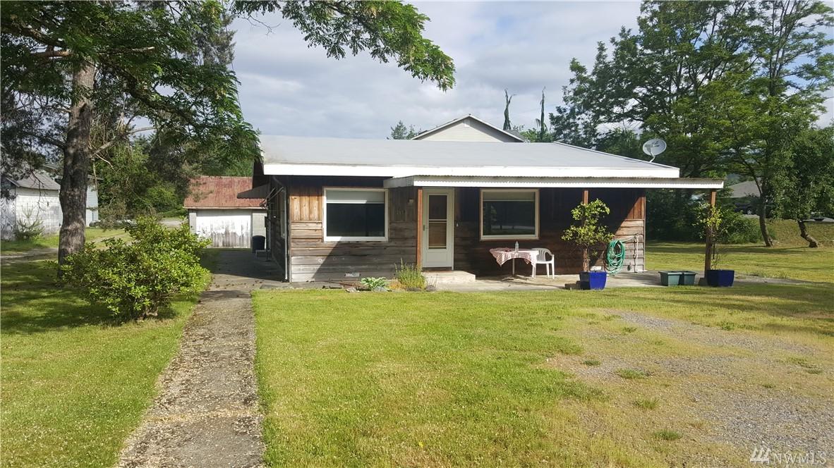 155 Lewis St - Photo 1