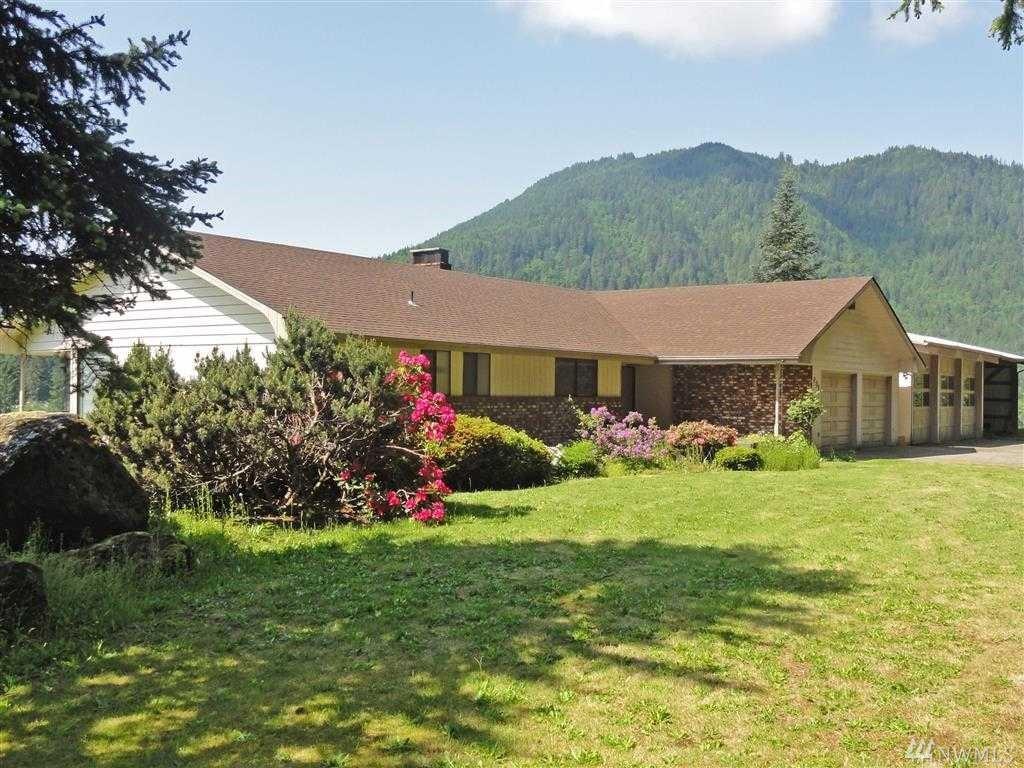 221 Mienars Rd - Photo 1