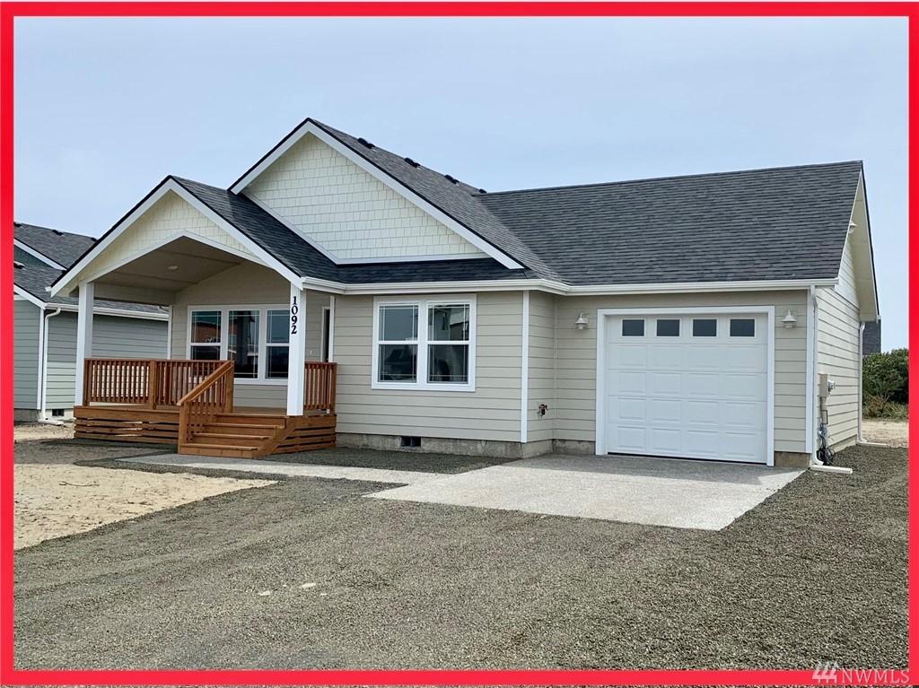 1095 Greenview Ave - Photo 1