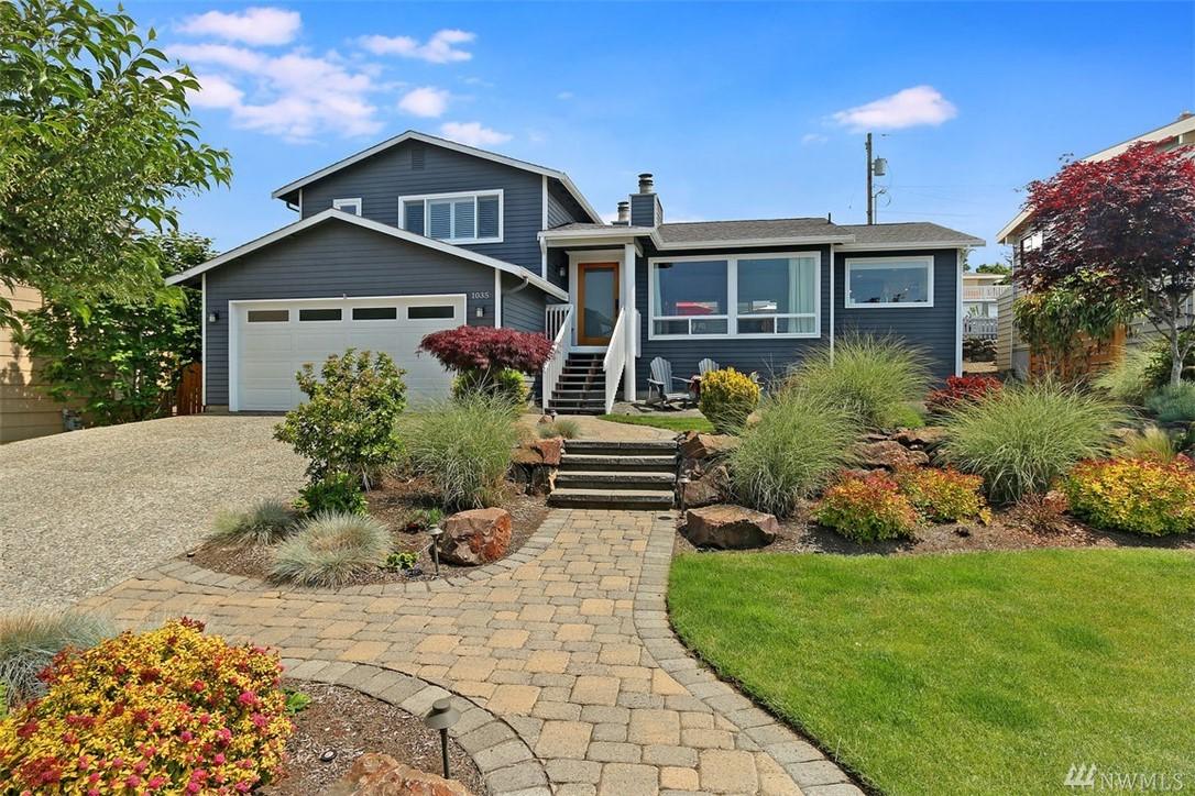 1035 7th Ave - Photo 1