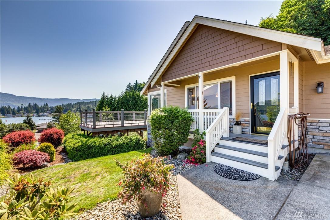 2045 Viewhaven Lane - Photo 1