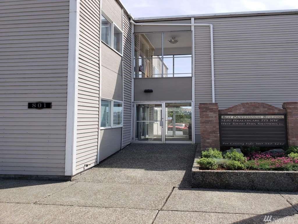 801 11th St - Photo 1