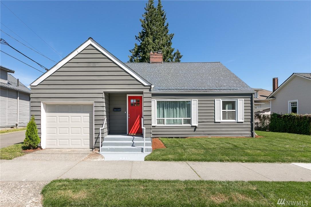 2311 19th St - Photo 1