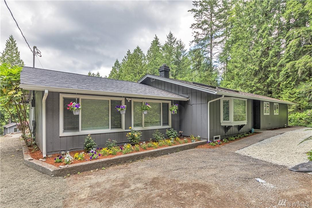 9060 Wyvern Dr - Photo 1