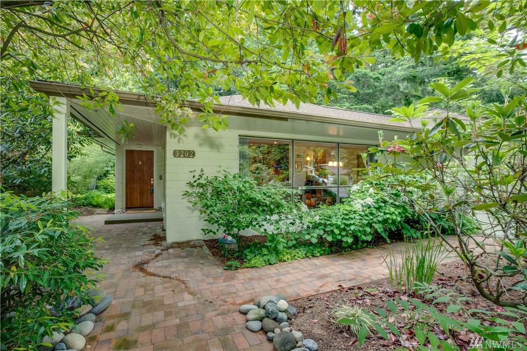 3202 Vallette St - Photo 1