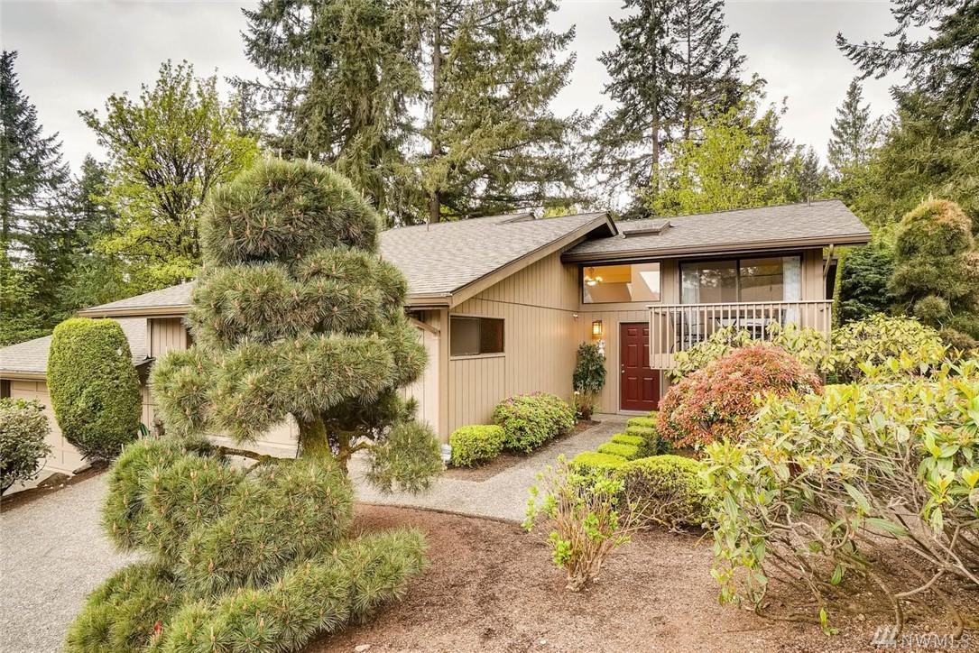 7 168th Ave - Photo 1