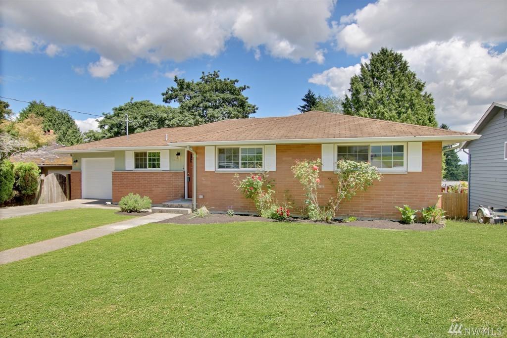 16016 48th Ave - Photo 1