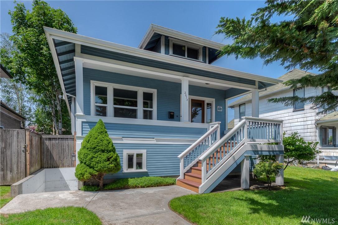 2618 Walnut St - Photo 1