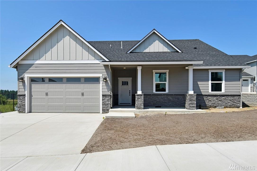 604 Spruce Ave - Photo 1