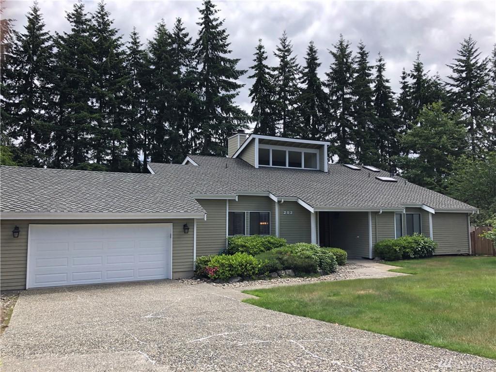 202 142nd Ave - Photo 1