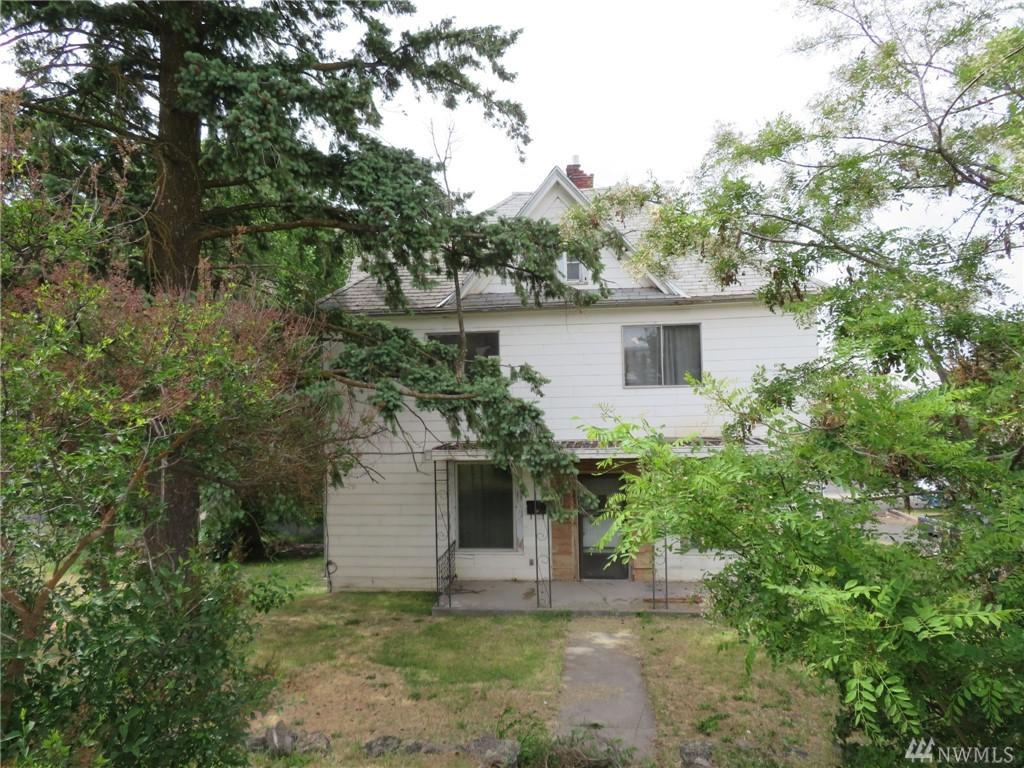 307 2nd Ave - Photo 1