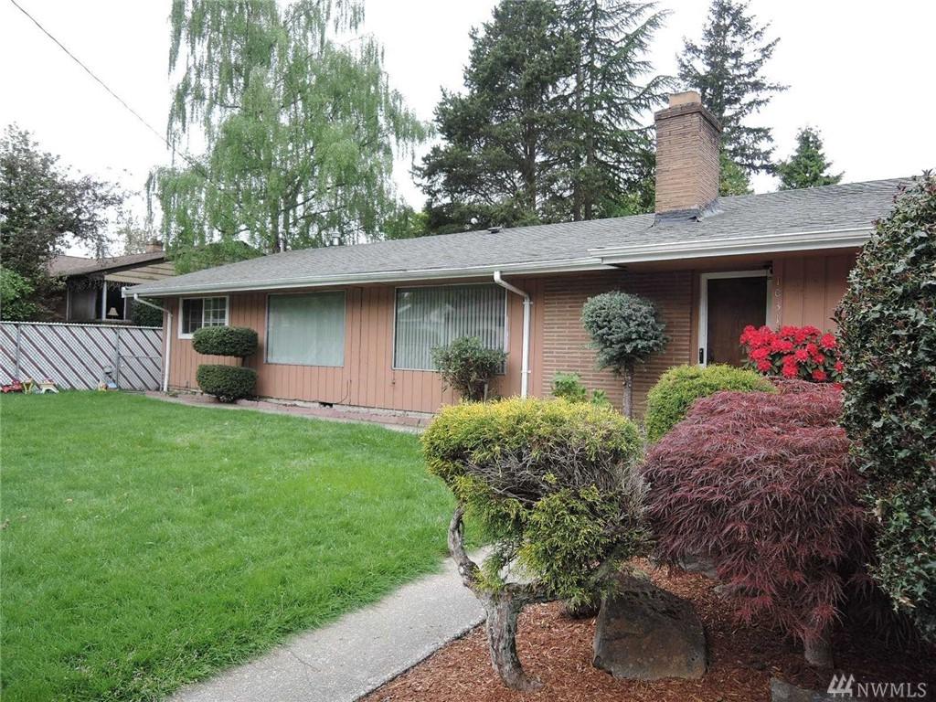 10313 51st Ave - Photo 1