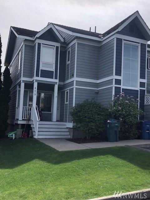 429 Webster St - Photo 1