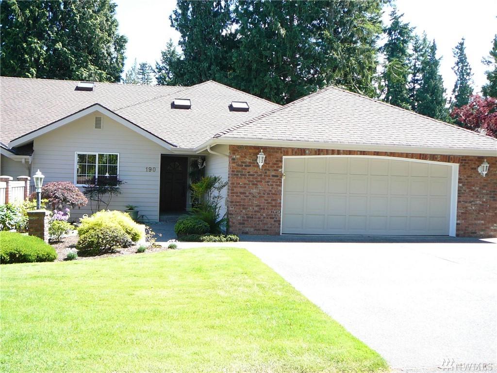 190 Fairway Dr - Photo 1
