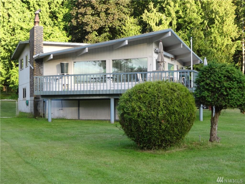 385 Blakely Dr - Photo 1
