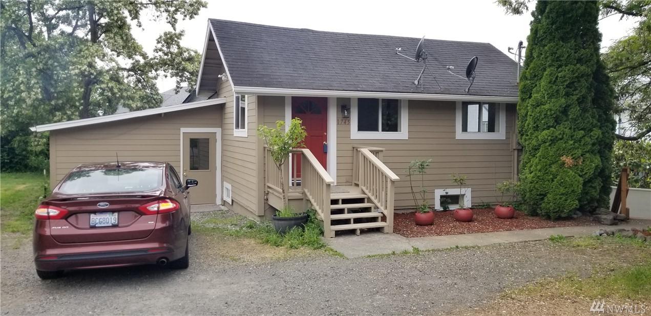 1745 Market Blvd - Photo 1