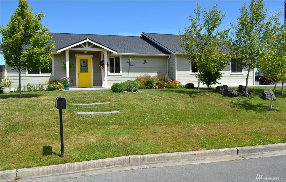 2722 Porter St. - Photo 1