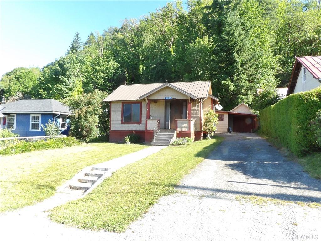 45183 Main St - Photo 1