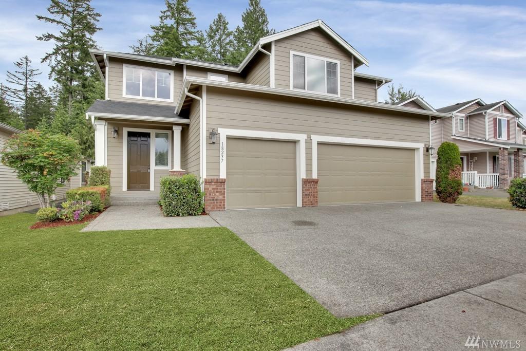 18237 97th Ct - Photo 1