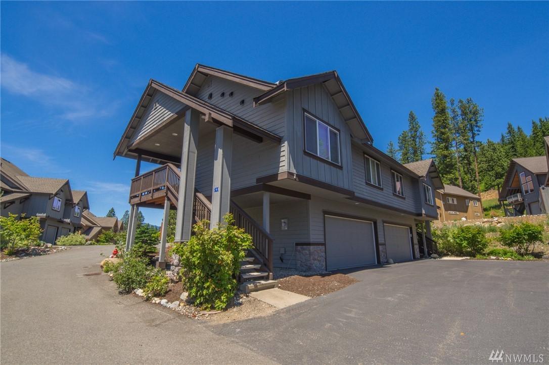 240 Clearwater Lp - Photo 1