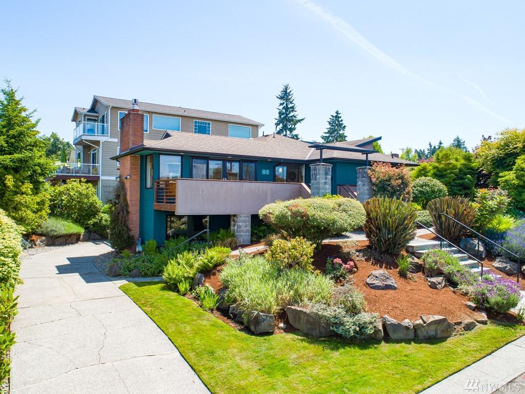 3660 55th Ave - Photo 1