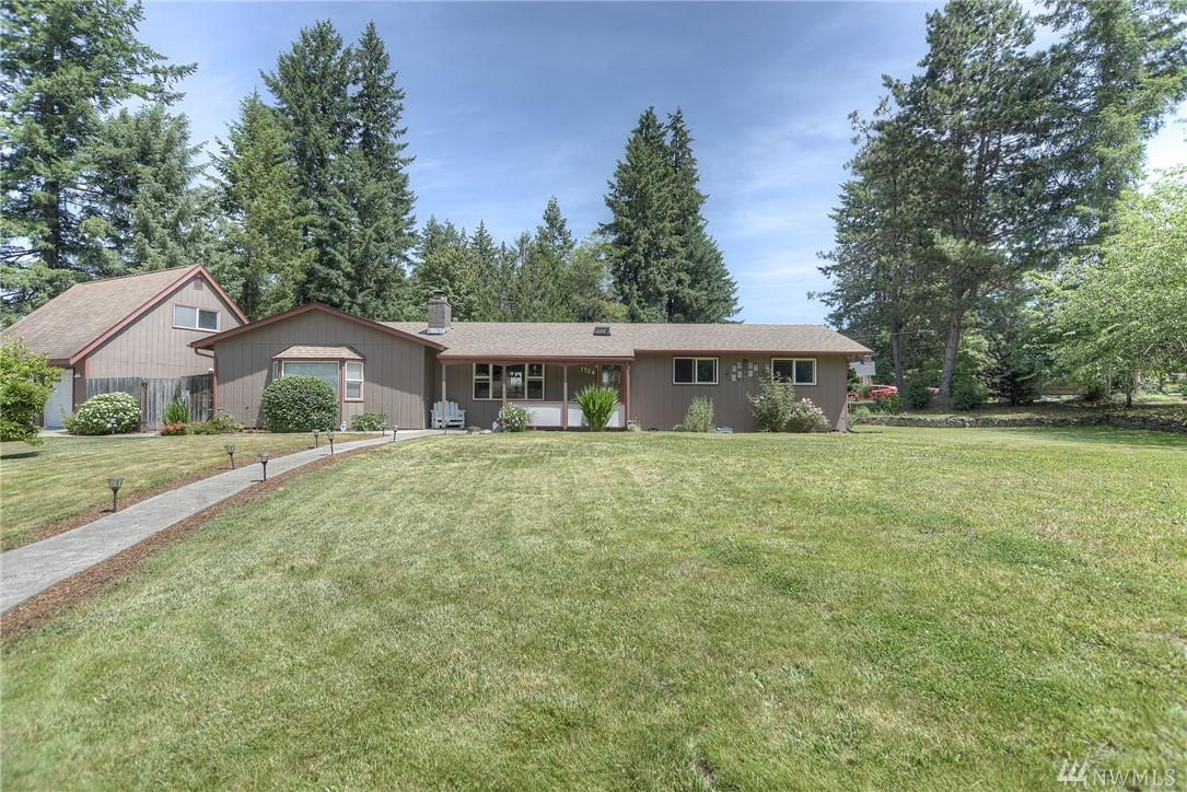 1704 Oxbow St - Photo 1
