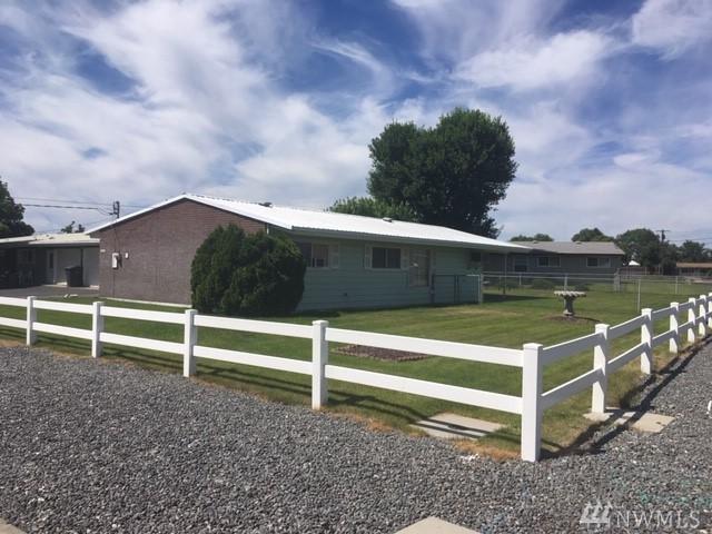 303 Daley Dr - Photo 1