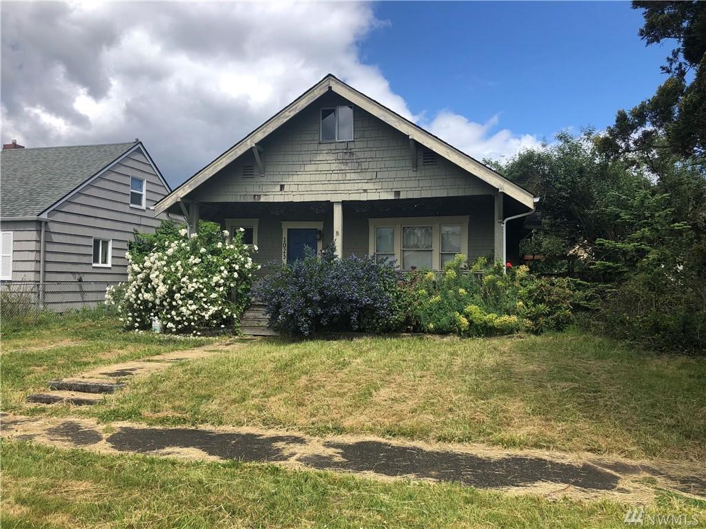 1023 61st St - Photo 1