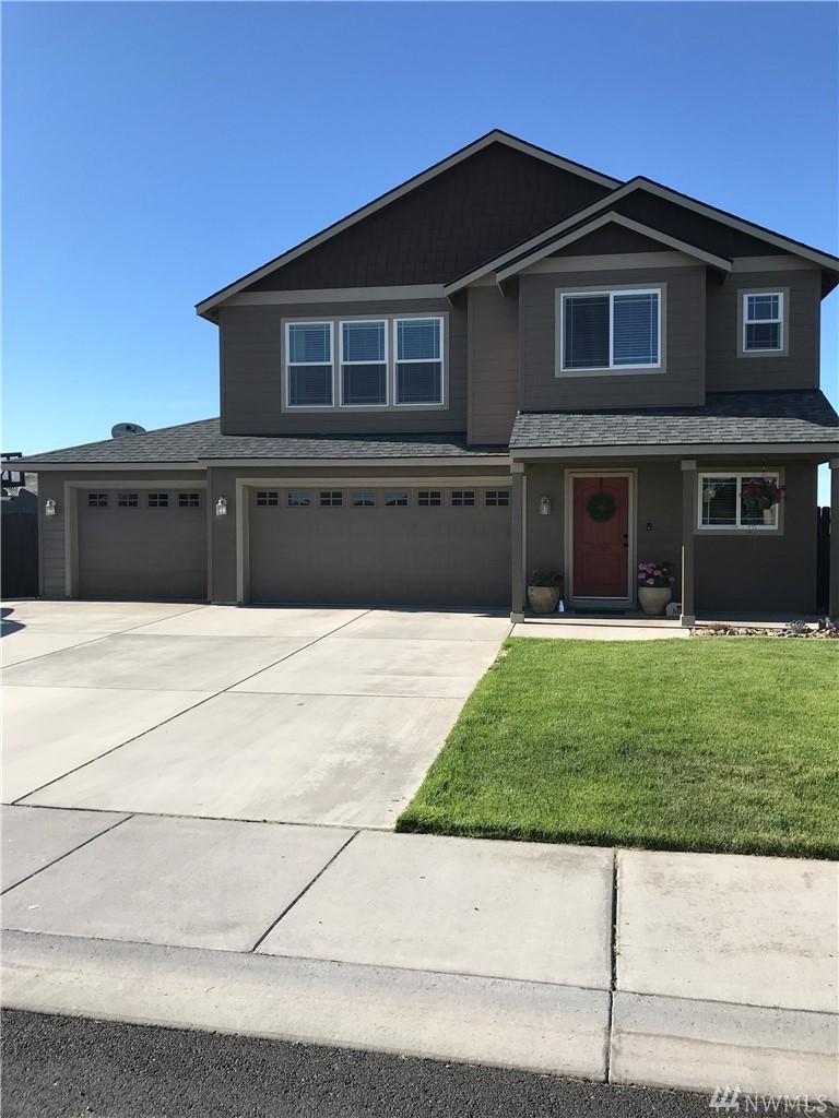 707 7th Ave - Photo 1