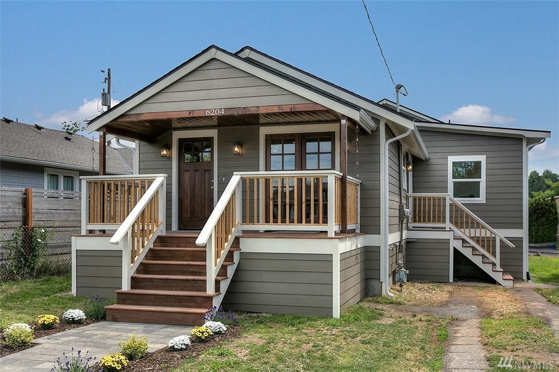 6204 44th Ave - Photo 1