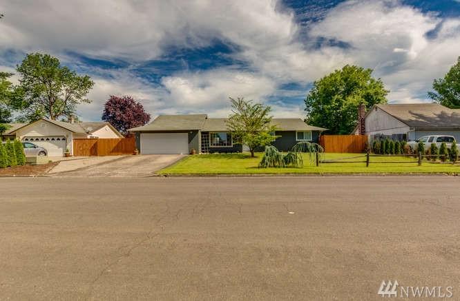 404 10th St - Photo 1