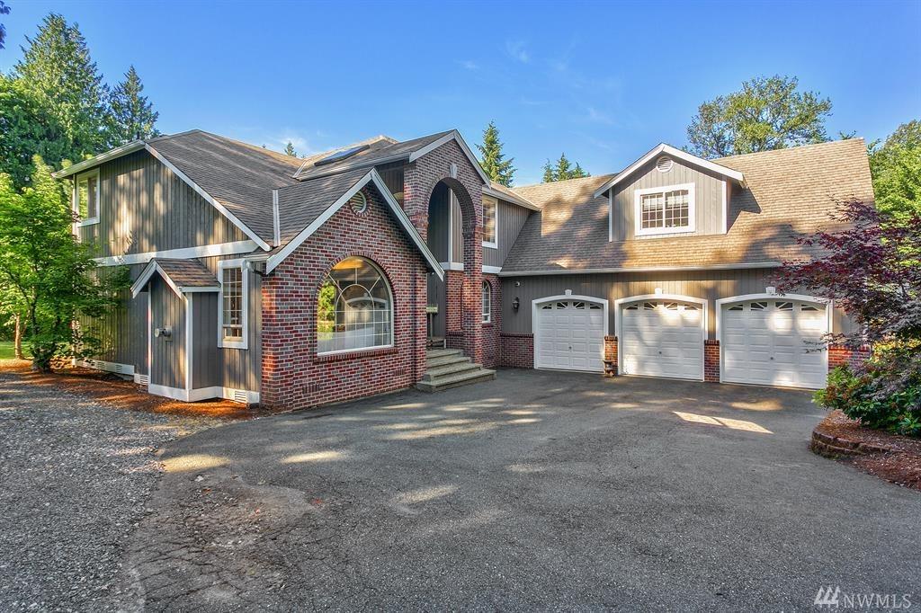 18327 Yew Wy - Photo 1