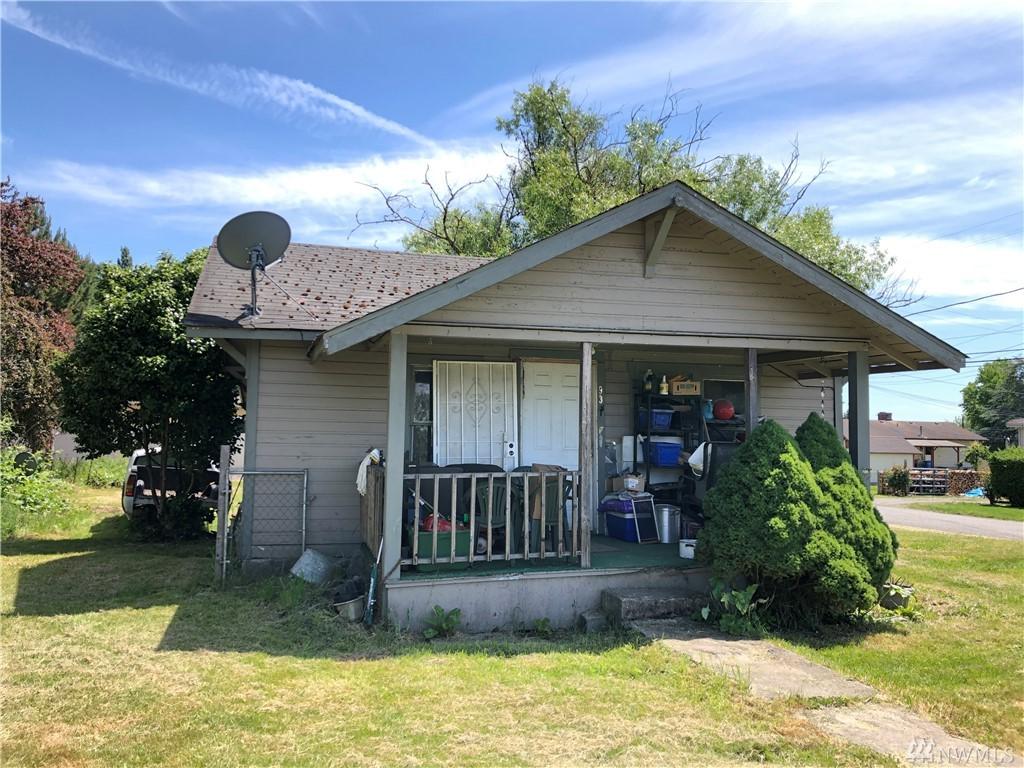 93 12th St - Photo 1