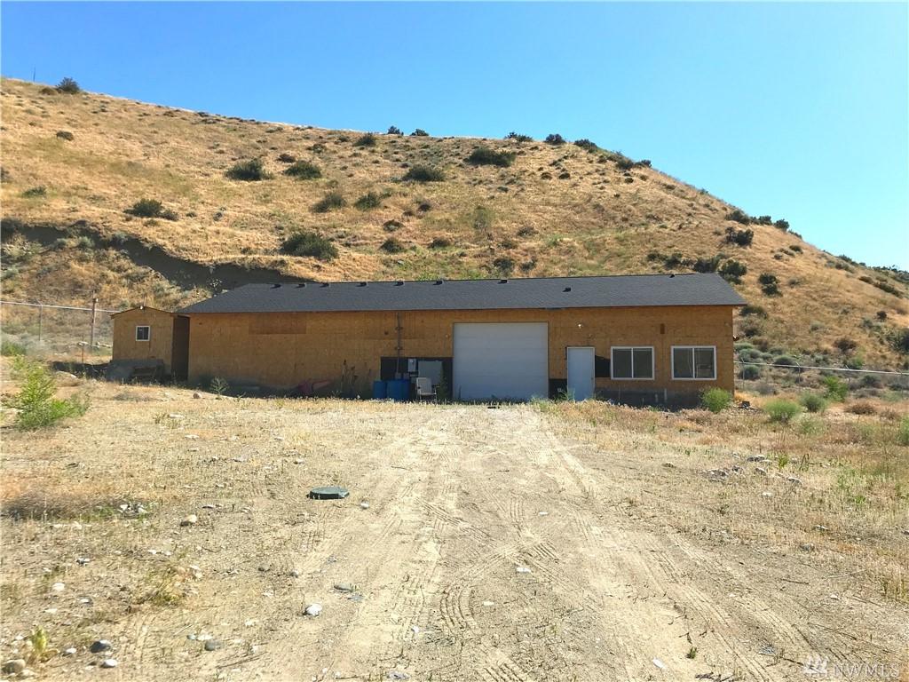892 Lower Sunnyslope Road - Photo 1