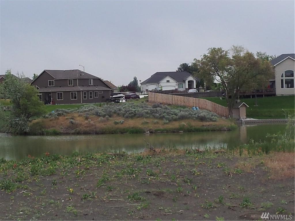 820 Camas Place - Photo 1
