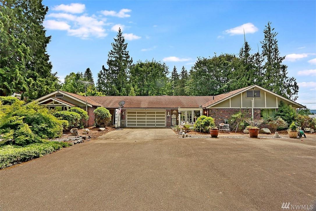 18409 67th Ave - Photo 1