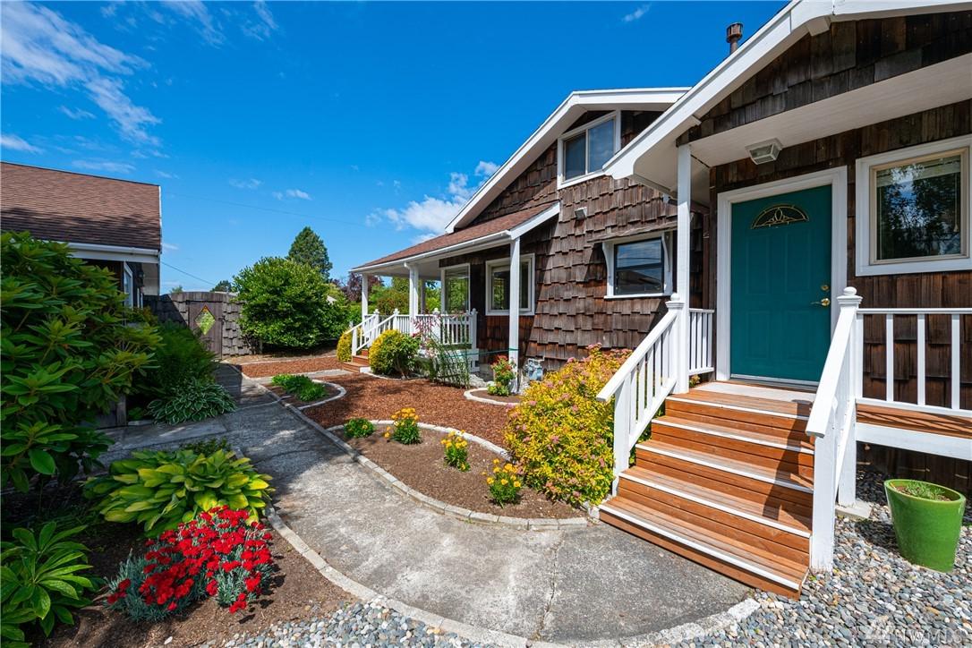 1101 F Ave - Photo 1