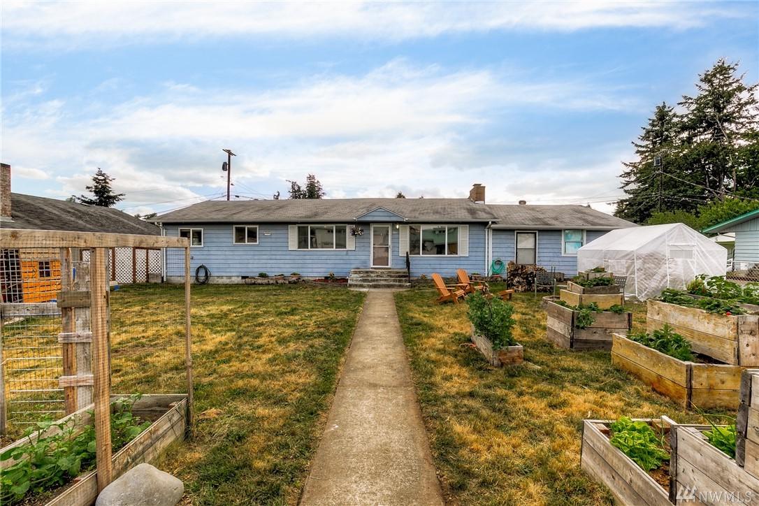 112 Orchard Ave - Photo 1