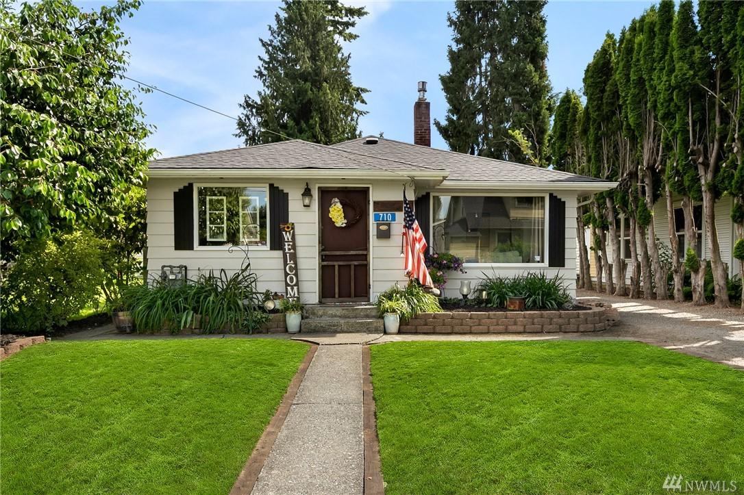 710 Sharon Ave - Photo 1