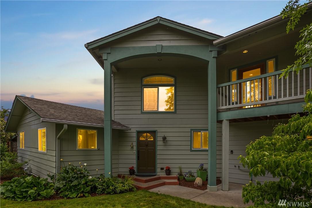 18526 Driftwood Dr - Photo 1