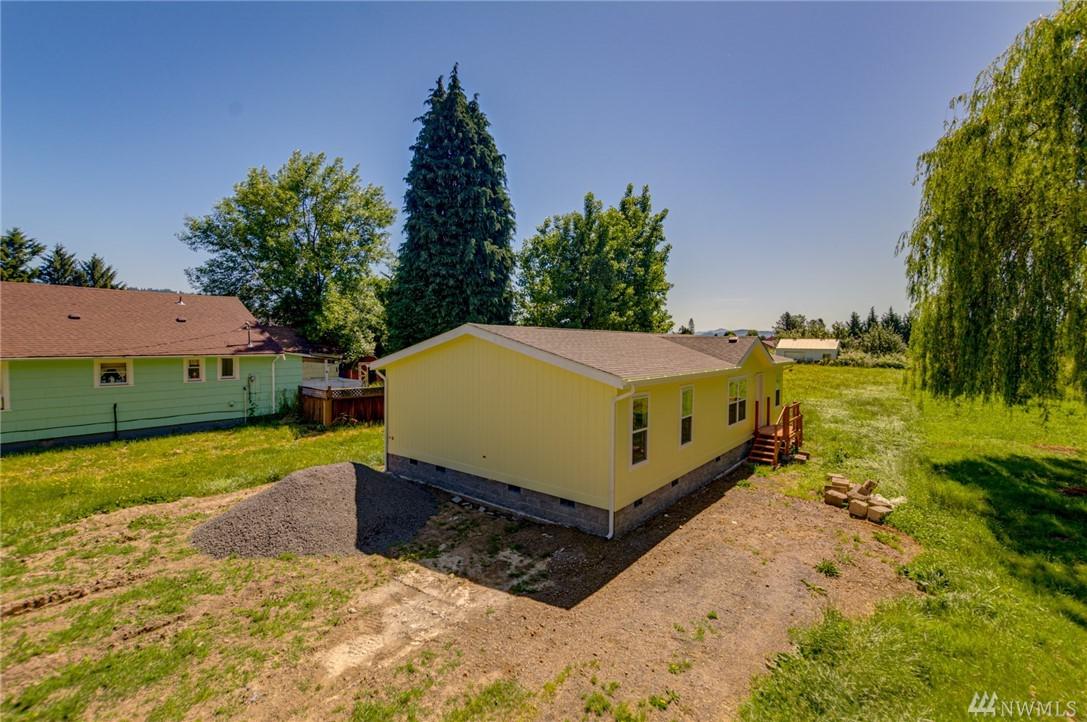 2050 42nd Ave - Photo 1