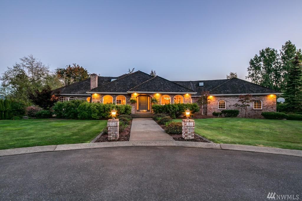 700 Woodbury Wy - Photo 1
