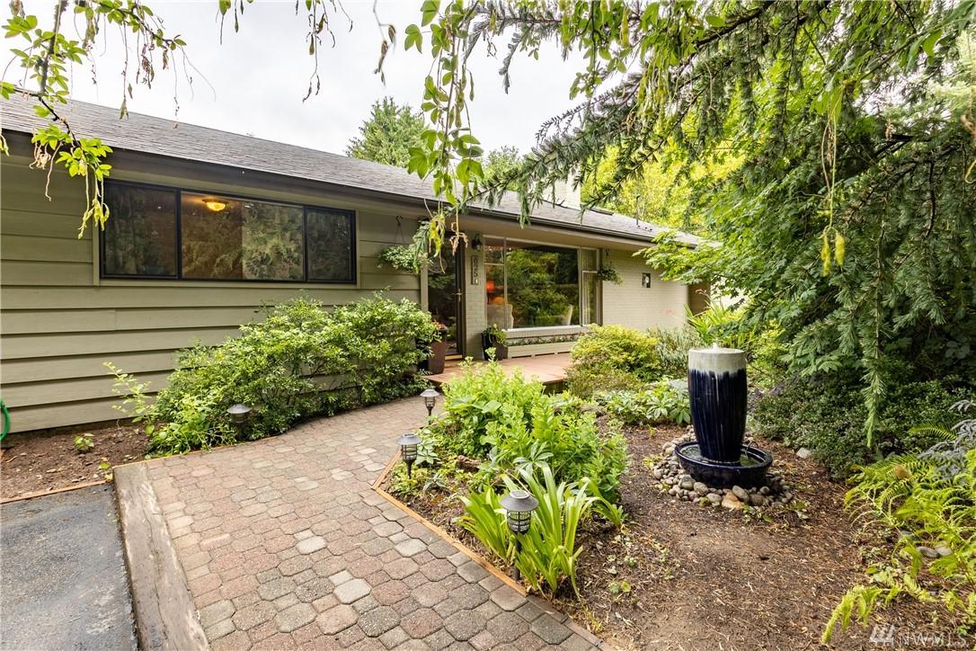 825 140th Ave - Photo 1